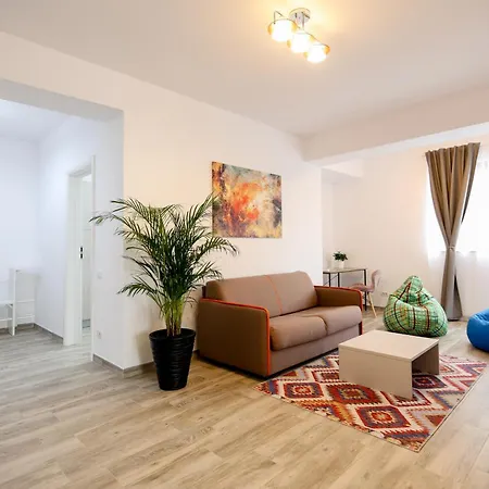 Vitan Central Oasis ---Free Secured Private Parking---Self Check-In-- Bucharest Exterior photo
