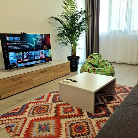 Vitan Central Oasis ---Free Secured Private Parking---Self Check-In-- Bucharest Room photo